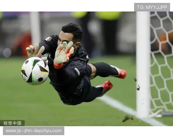 精彩瞬间回放：本周最炫技巧、神级扑救、逆转瞬间，最精彩的扑救