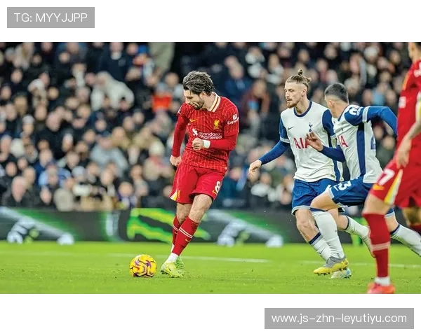 英超：利物浦借助中场新星，3-0击败热刺，英超2021利物浦